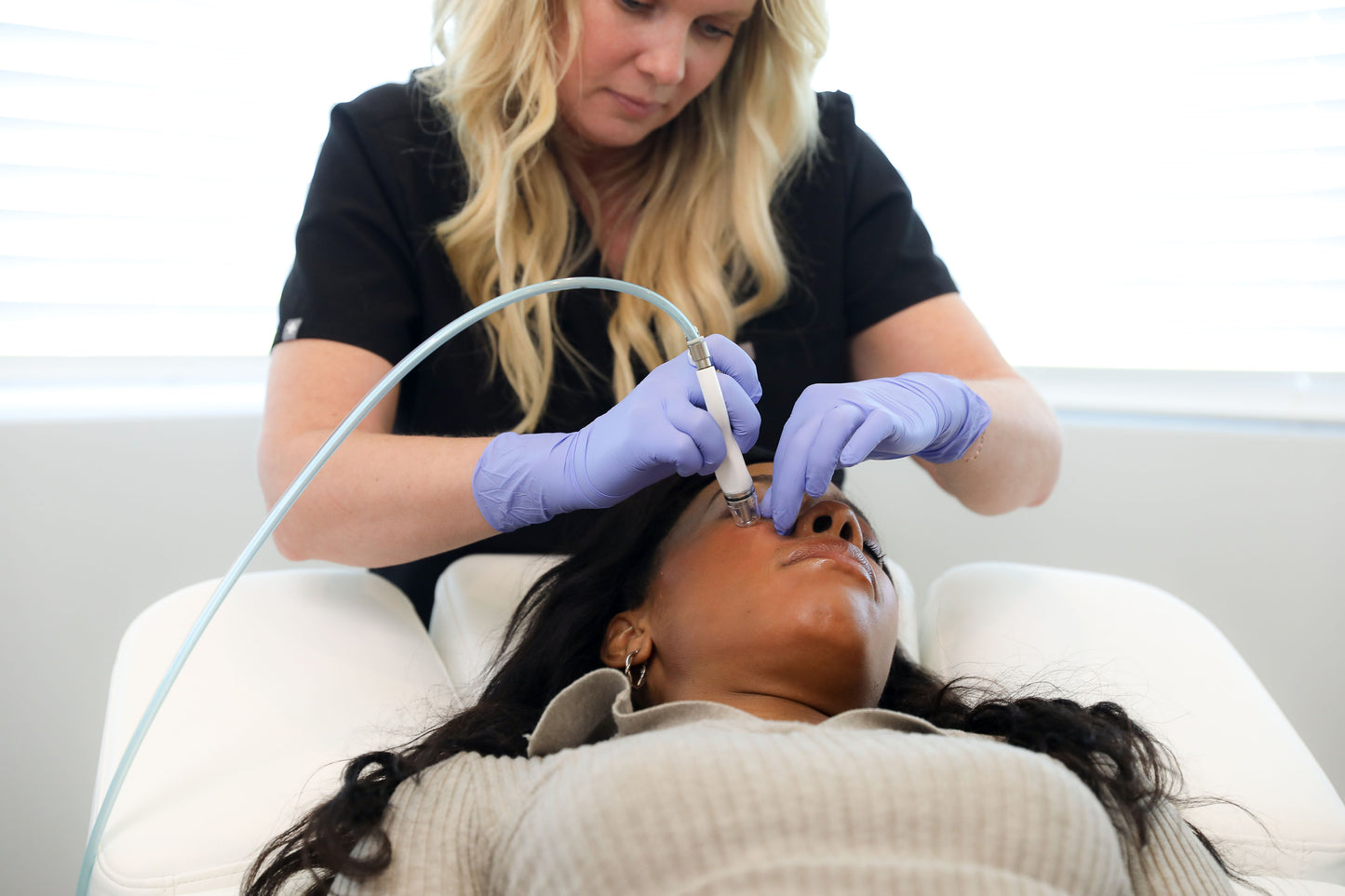 DiamondGlow Infusion - Package of 3  + Complimentary Skincare Bundle